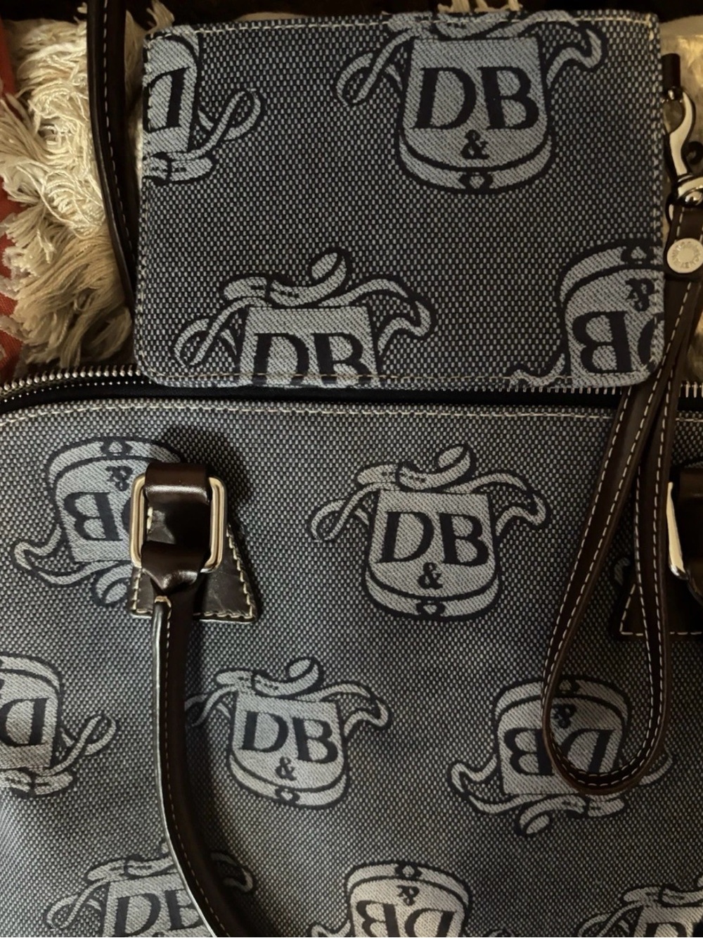 Dooney & Bourke Donegal Crest Dome Satchel Canvas Fabric Shoulder Bag + Coin bag - Picture 6 of 8